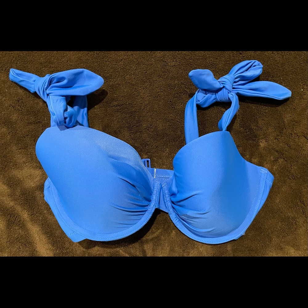 American eagle swim suit top, 38D (never worn)